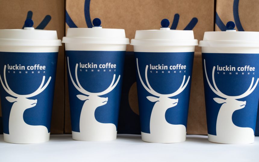 luckin-coffee-sbarca-negli-usa,-sfida-aperta-con-starbucks