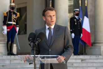 macron-e-la-ds-italiana-tra-politica-e-consensi-in-calo