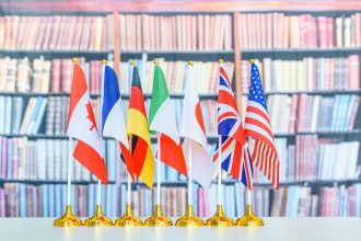 ue-e-usa:-un-accordo-su-tariffe-e-dazi-a-rischio