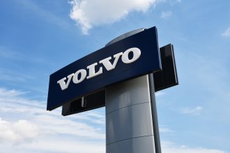 volvo-riduce-il-personale-per-fronteggiare-la-crisi