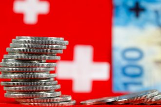 tagli-dei-tassi-in-svizzera-e-norvegia-evidenziano-il-divario-globale