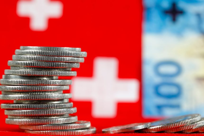 tagli-dei-tassi-in-svizzera-e-norvegia-evidenziano-il-divario-globale