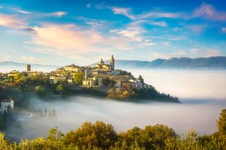 turismo-in-umbria-in-forte-crescita-nel-2025