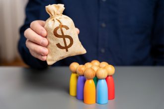 carta-“dedicata-a-te”-2025:-aiuti-e-sconti-alle-famiglie