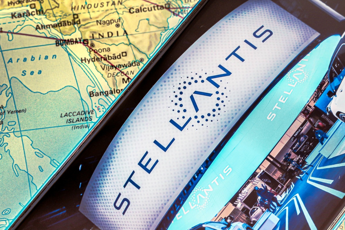 stellantis-investe-13-miliardi-per-crescere-negli-usa
