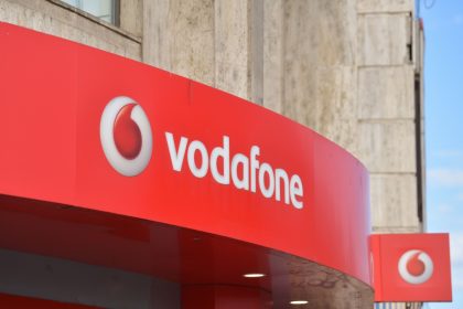fastweb-e-vodafone-difendono-la-tabella-di-marcia