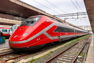 frecciarossa-rinnova-il-brand-e-accelera-sugli-investimenti